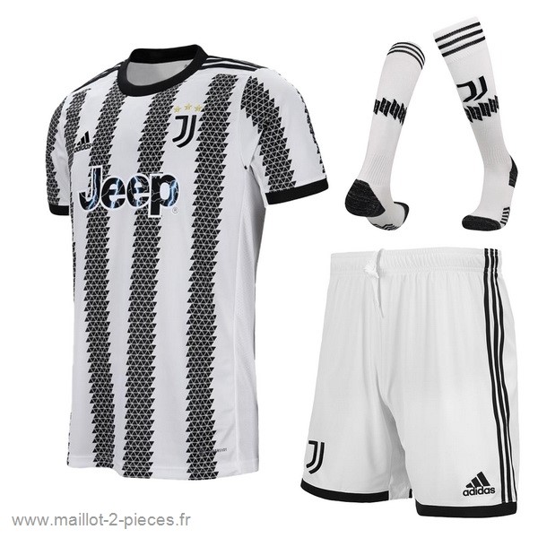 Boutique De Foot Domicile Maillot Pantalon Chaussette Juventus 2022 2023 Blanc Noir