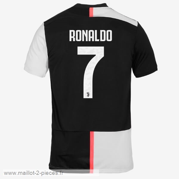 Boutique De Foot NO.7 Ronaldo Domicile Maillot Juventus 2019 2020 Blanc Noir