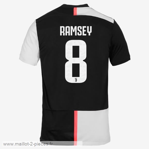 Boutique De Foot NO.8 Ramsey Domicile Maillot Juventus 2019 2020 Blanc Noir